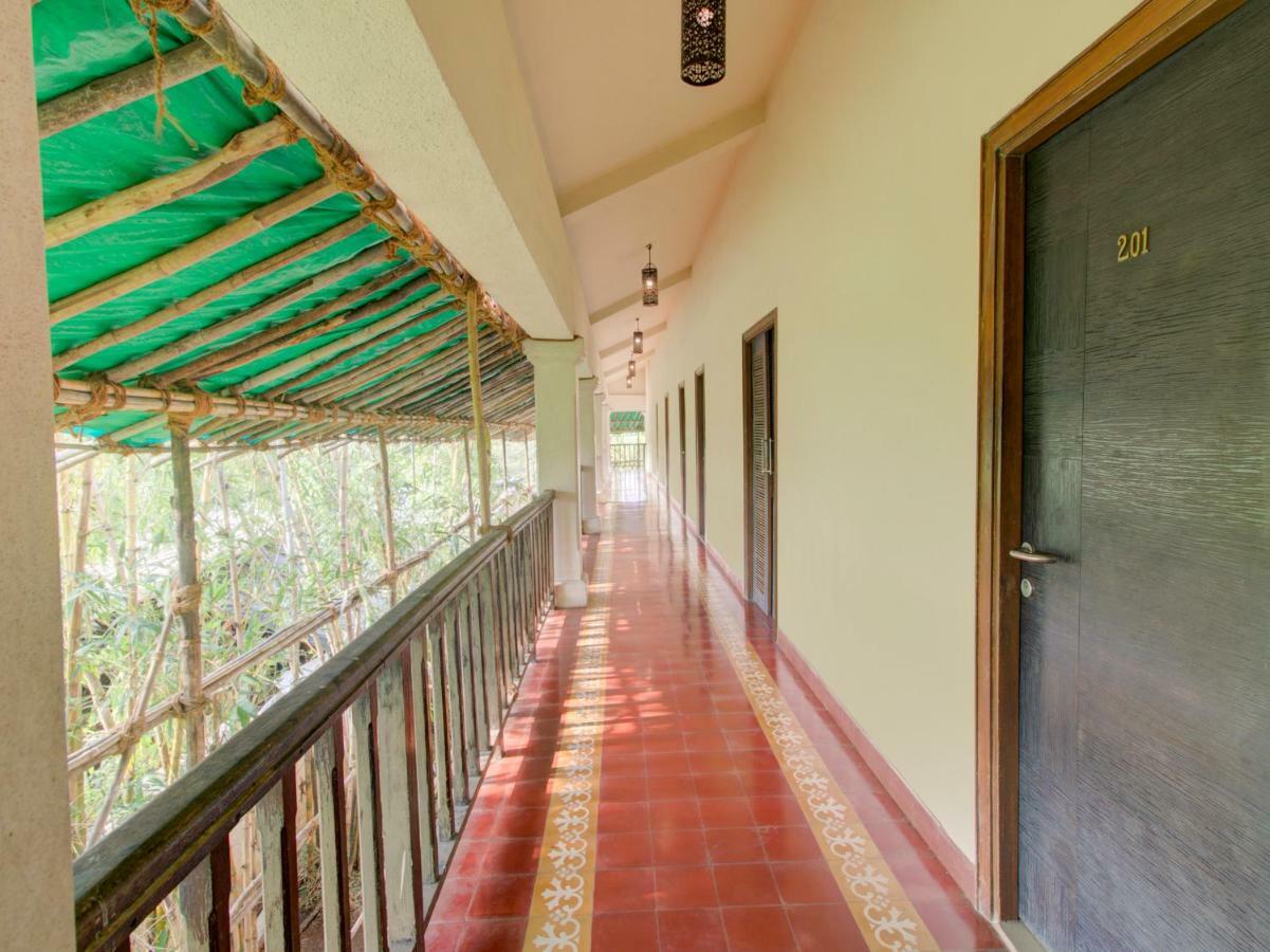 Capital O 36727 Plush Retreat Hotel Dive Exterior photo